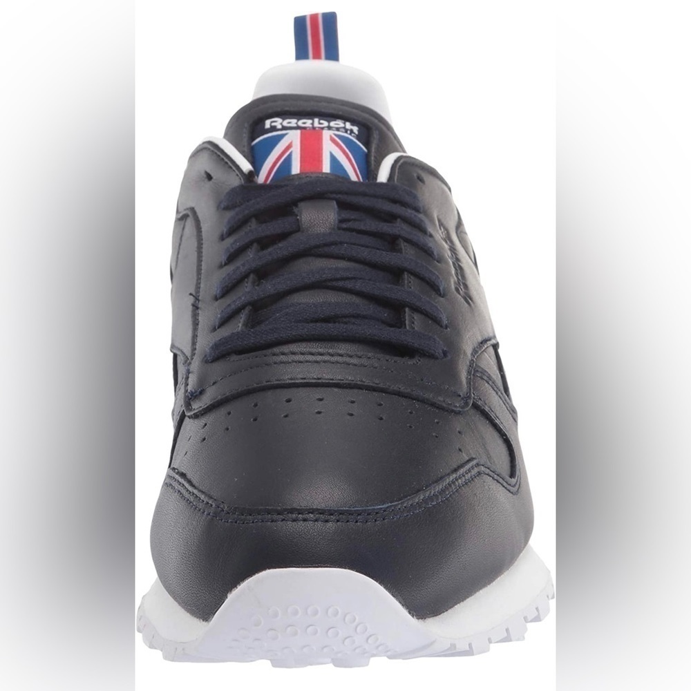 🌼NIB REEBOK UNISEX CLASIC LEATHER RUNNING SHOES. - Picture 2 of 10